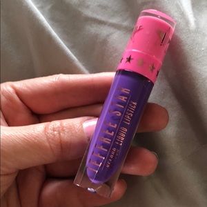 liquid lipstick
